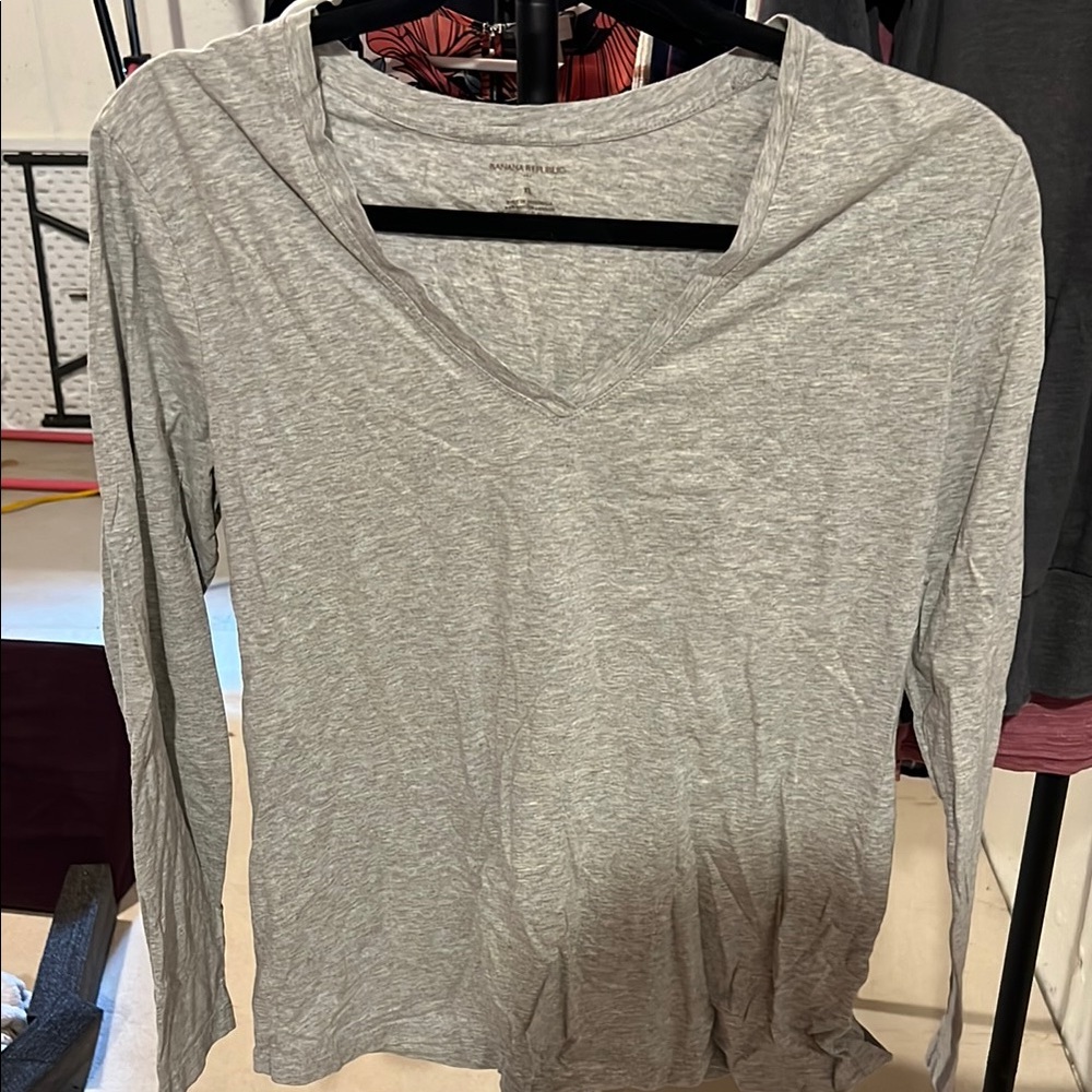 Banana Republic Gray Long Sleeve Tee